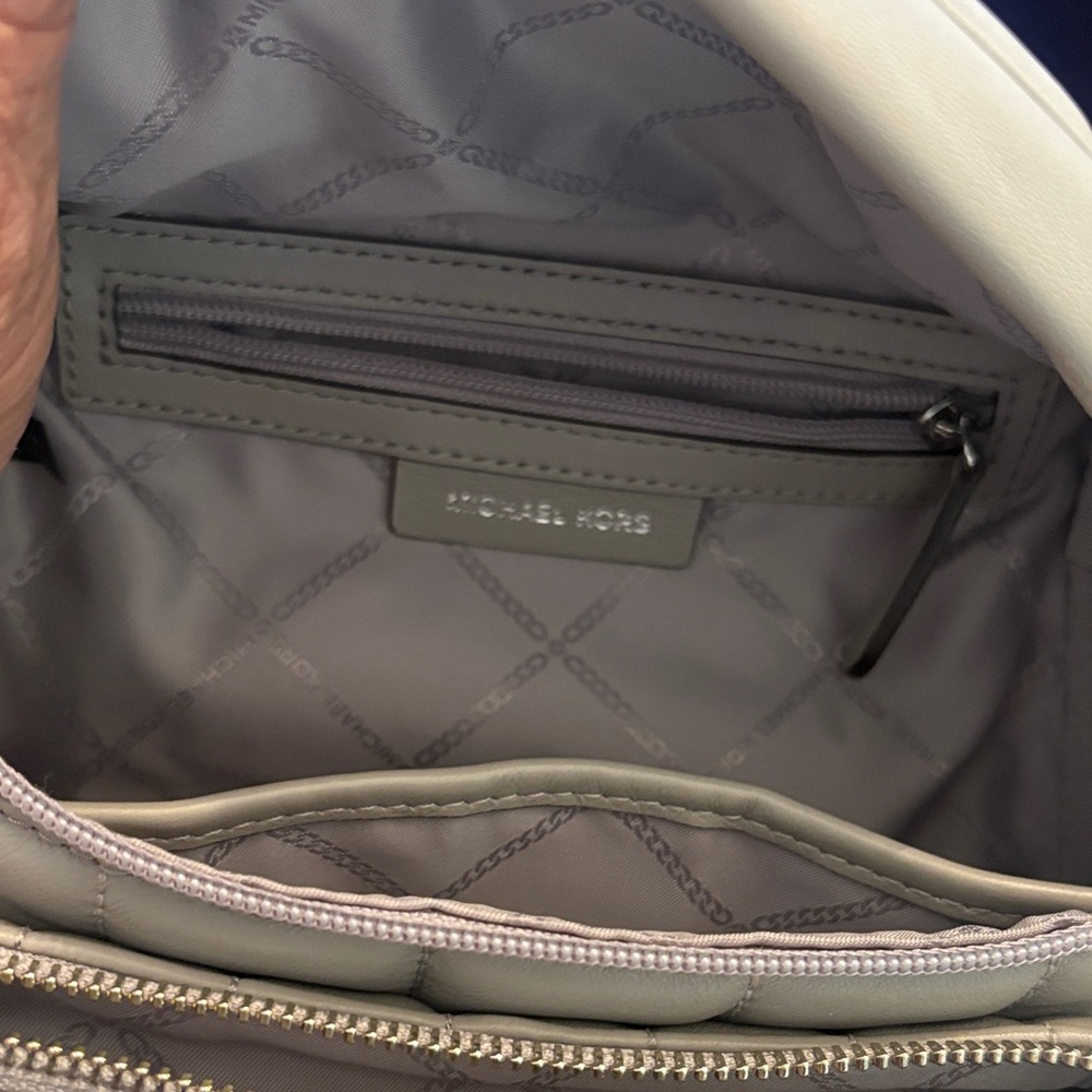 Michael Kors Silver Quilted Crossbody Bag - Picture 6 of 10